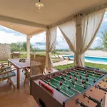Four-bedroom With Sea View In *