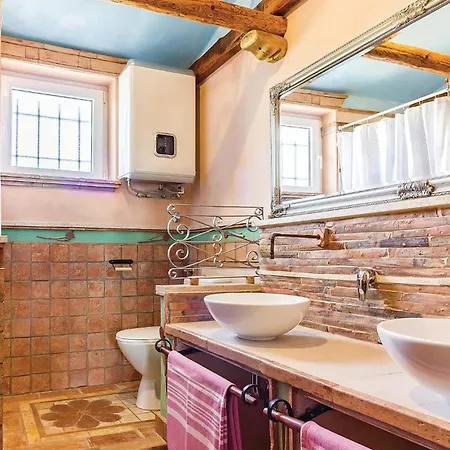Four-bedroom With Sea View In * كرينكا